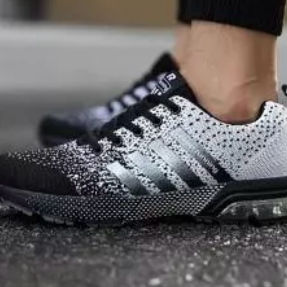 KEEP RUNNING. NWOT. Black & White‎ Sneakers. Euro Size 47. In original ba…